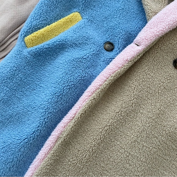 Qutie Color Block Teddy Coat - Picture 5 of 7